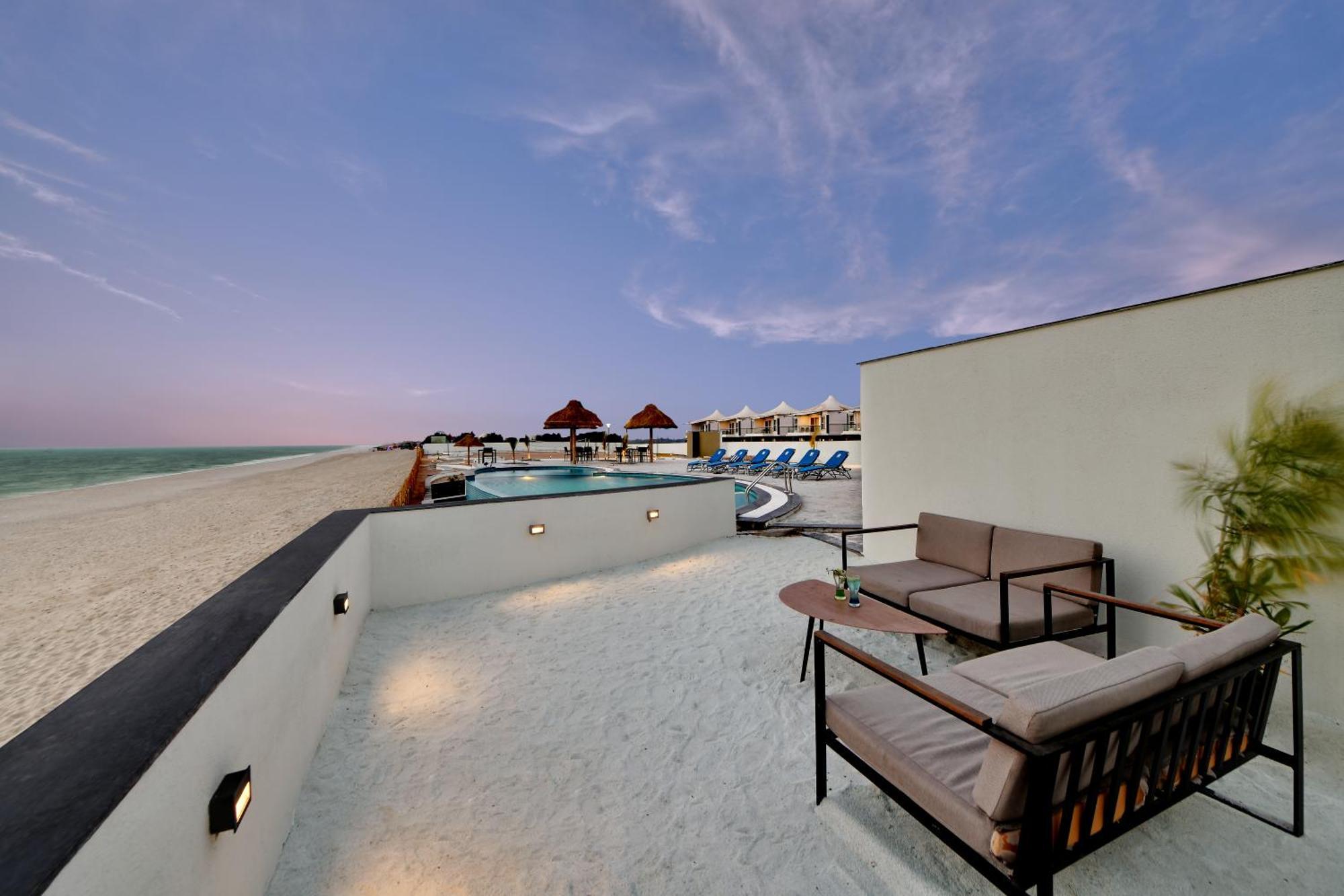 The Fern Leo Beach Resort , Madhavpur Porbandar Eksteriør bilde