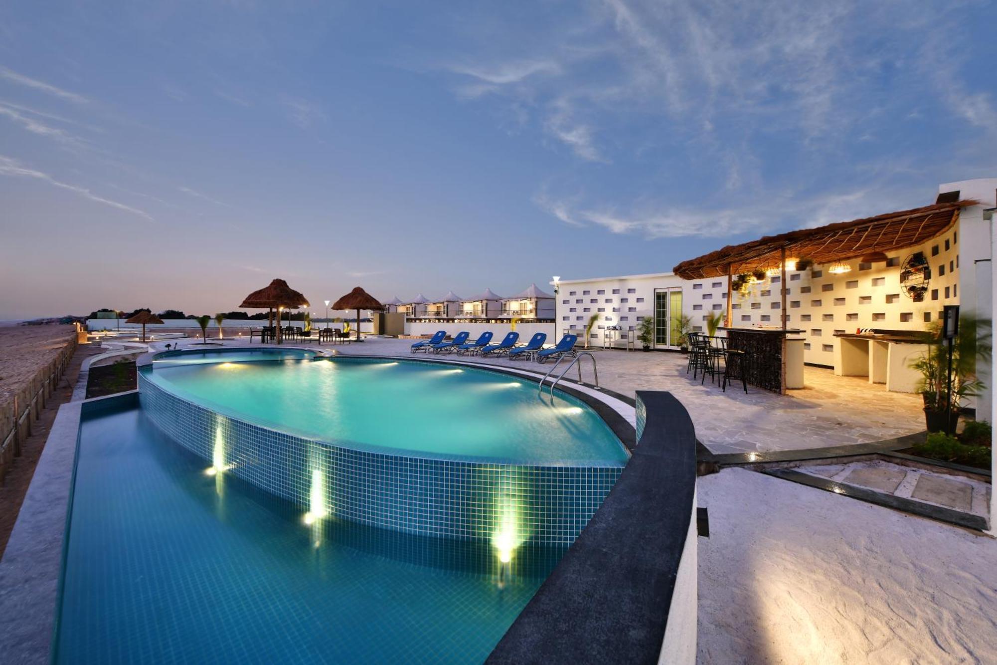 The Fern Leo Beach Resort , Madhavpur Porbandar Eksteriør bilde